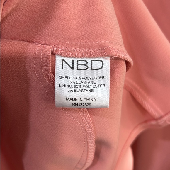 NBD REVOLVE Women’s Leo Blush Mini Halter Dress Sz Small New - Picture 11 of 11
